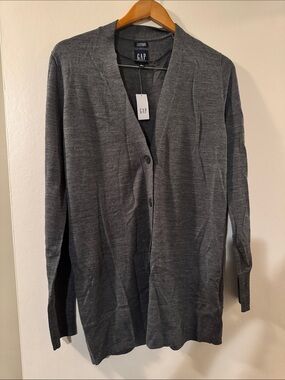 GAP Charcoal Gray V-Neck Button Cardigan M Tall